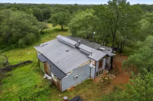 200 Desiderata Dr, Smithville, TX 78957 - Photo 5