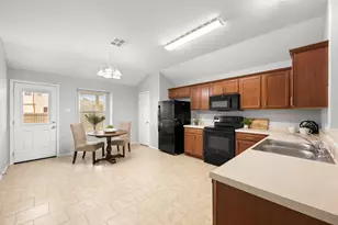 13305 Ring Dr, Manor, TX 78653 - Photo 7