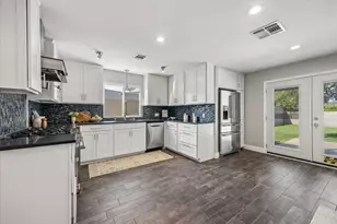 7905 & 7907 Tiffany Dr, Austin, TX 78749 - Photo 11