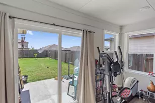 200 Grapefruit Rd, Hutto, TX 78634 - Photo 23