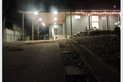 1307 Deloney Street, Austin, TX 78721 - Photo 9