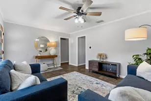 403 Gate Tree Ln, Austin, TX 78745 - Photo 7