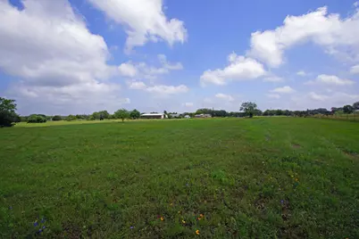 350 Apache Springs Road, Briggs, TX 78608 - Photo 9