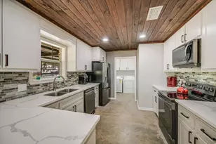 1170 Private Rd 3241, Lincoln, TX 78948 - Photo 9