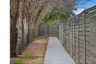 5002 Pecan Springs Rd, Austin, TX 78723 - Photo 33