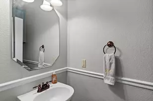 2101 Town Centre Dr, Round Rock, TX 78664 - Photo 9