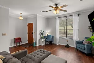 2101 Town Centre Dr, Round Rock, TX 78664 - Photo 13