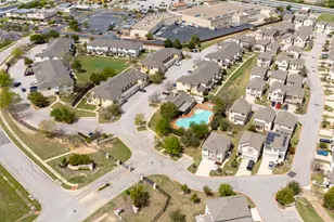 2101 Town Centre Dr, Round Rock, TX 78664 - Photo 35