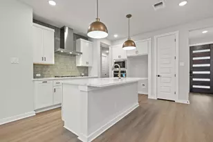 204 Bloomington Loop, Hutto, TX 78634 - Photo 19