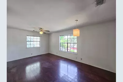 1903 E 20th Street #202, Austin, TX 78722 - Photo 3