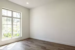 141 Burke St, Liberty Hill, TX 78642 - Photo 9