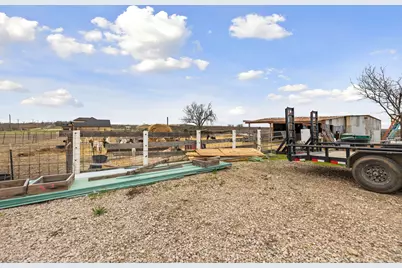 1151 County Road 394, Hutto, TX 78634 - Photo 5