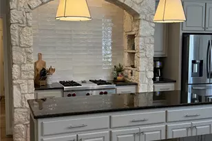 517 Park Pl Dr, Georgetown, TX 78628 - Photo 11