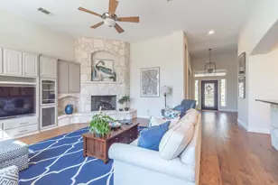 517 Park Pl Dr, Georgetown, TX 78628 - Photo 9