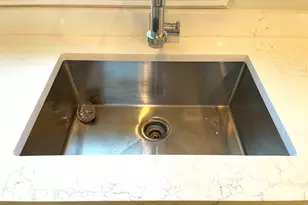 807 E Riverside Dr, Austin, TX 78704 - Photo 11