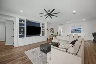 8308 Orizzonte St, Austin, TX 78744 - Photo 5