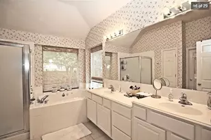 1837 Maize Bend Dr, Austin, TX 78727 - Photo 11