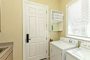 8212 Barton Club Dr, Austin, TX 78735 - Photo 23