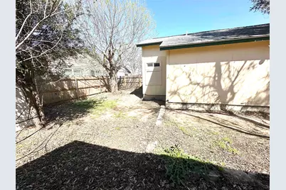5934 Kevin Kelly Place, Austin, TX 78727 - Photo 11