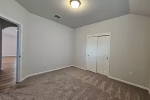 10220 Laurie Ln, Austin, TX 78747 - Photo 13