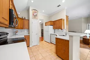107 Stacey Ln, Georgetown, TX 78628 - Photo 9