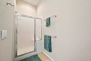 107 Stacey Ln, Georgetown, TX 78628 - Photo 15