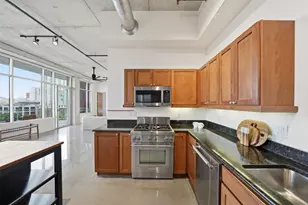 800 W 5th St, Austin, TX 78703 - Photo 15