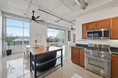 800 W 5th Street #906, Austin, TX 78703 - Photo 15