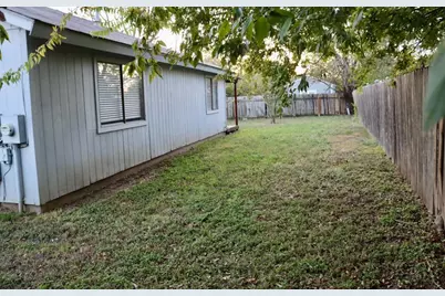 1204 Melbourne Lane, Round Rock, TX 78664 - Photo 11