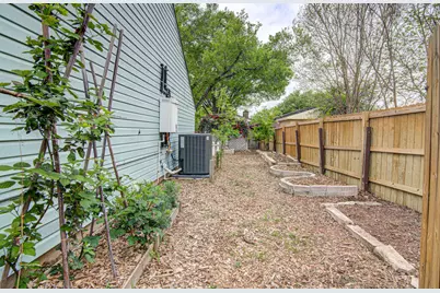 1909 Scofield Lane, Austin, TX 78727 - Photo 17