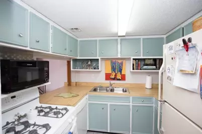 1800 Lavaca Street #A-709, Austin, TX 78701 - Photo 5