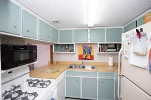 1800 Lavaca St, Austin, TX 78701 - Photo 5