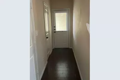 118 Creekside Villa Drive, Kyle, TX 78640 - Photo 9