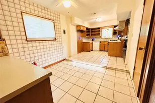1704 Parkside Ln, Austin, TX 78745 - Photo 29