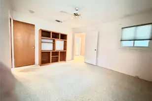 1704 Parkside Ln, Austin, TX 78745 - Photo 17