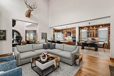 3 Applegreen Court, The Hills, TX 78738 - Photo 11