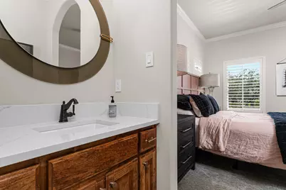 3 Applegreen Court, The Hills, TX 78738 - Photo 23