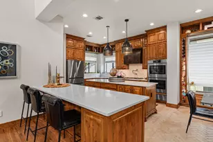 3 Applegreen Ct, The Hills, TX 78738 - Photo 7