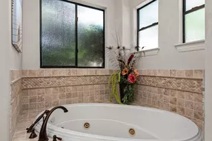 3 Applegreen Ct, The Hills, TX 78738 - Photo 17