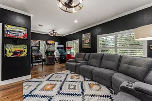 3 Applegreen Ct, The Hills, TX 78738 - Photo 19