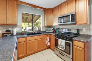 9006 Frostwood Trail, Austin, TX 78729 - Photo 11