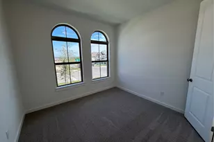 101 Gibbs Dr, Liberty Hill, TX 78642 - Photo 5