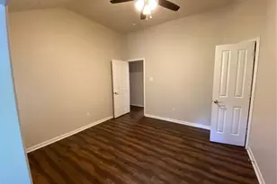 8811 Glen Canyon Dr, Round Rock, TX 78681 - Photo 17