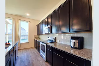 627 Pheasant Hill Lane, Georgetown, TX 78628 - Photo 11