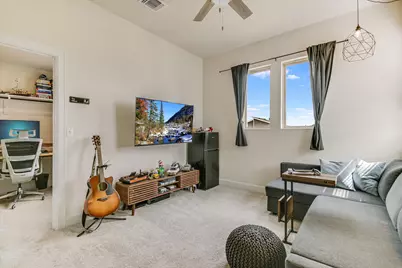 8607 McKamy Drive, Austin, TX 78744 - Photo 19