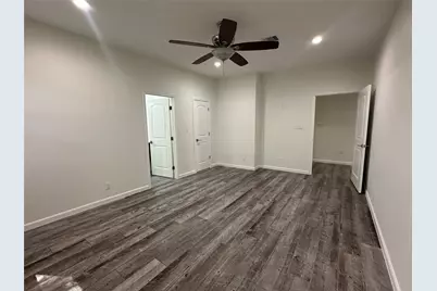 908 Plateau Circle, Austin, TX 78745 - Photo 15