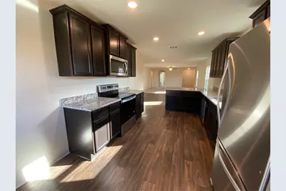 401 Hyacinth Way, Jarrell, TX 76537 - Photo 13