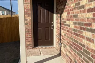 401 Hyacinth Way, Jarrell, TX 76537 - Photo 3