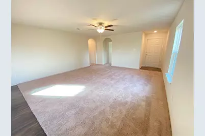 401 Hyacinth Way, Jarrell, TX 76537 - Photo 9