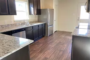 401 Hyacinth Way, Jarrell, TX 76537 - Photo 11